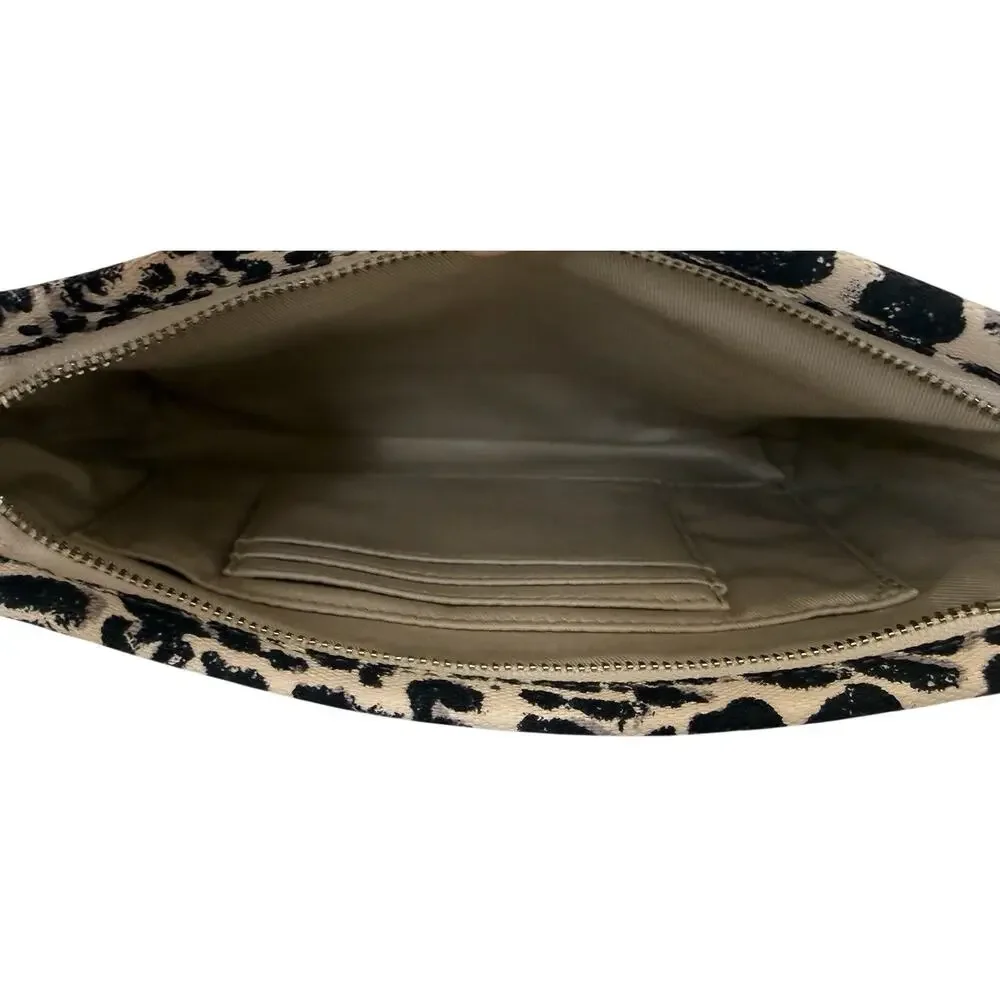 Coach 47999 Legacy Ocelot Cheetah Canvas Universal Wristlet Purse Bag Hangtag